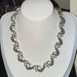 Vintage Lisner pumpkin Necklace